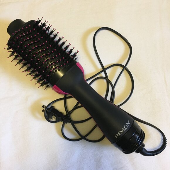 Revlon Salon Helen of Troy Hot Air Dryer Round Hair Brush & Volumizer - Picture 5 of 11